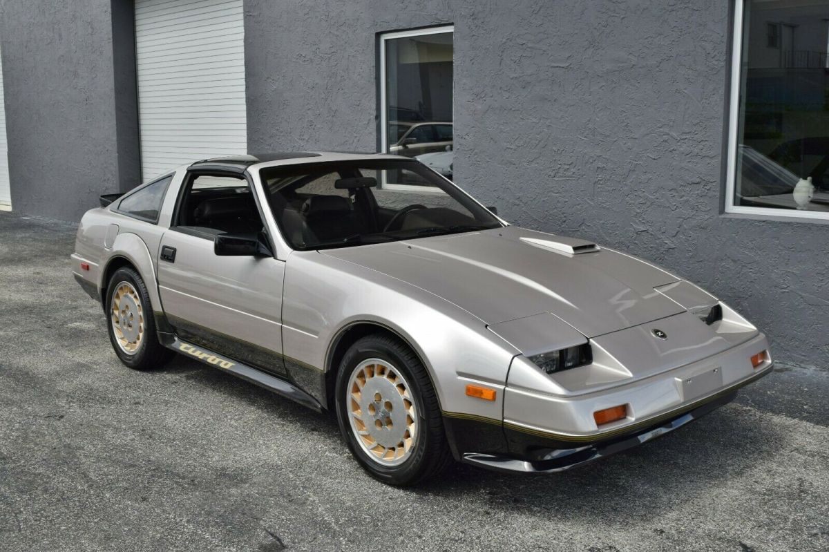 Turbocharged-Low Miles- Rare 1 year only -T Tops -5 speed Manual-Collectible Car 1984 Nissan 300ZX 50th Anniverary Edition