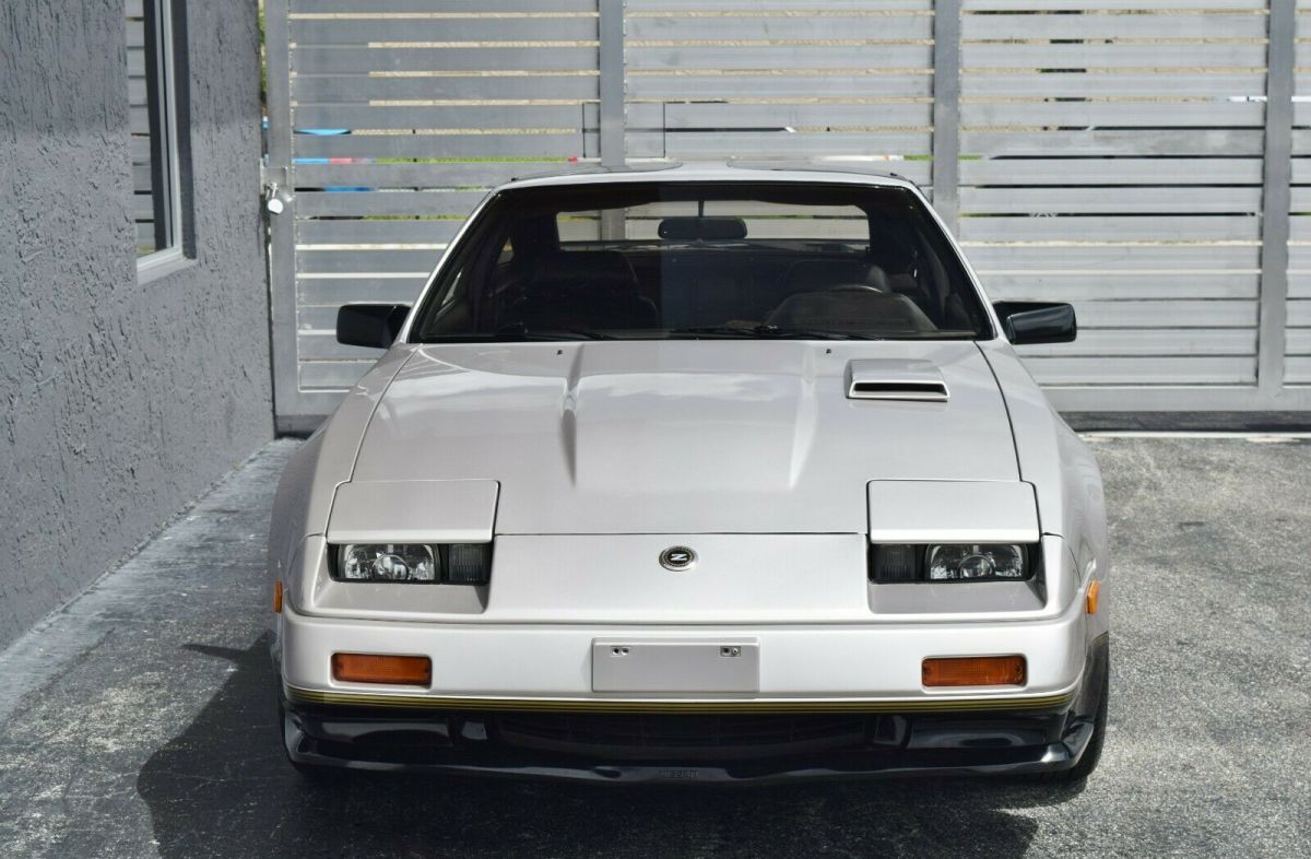 1984 Nissan 300ZX 50th Anniverary Edition - photo 11