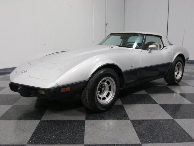TURN-KEY 25TH ANNY C3, CRATE 350 V8, AUTO, FRESH RESPRAY/INTERIOR, A/C, LOADED! 1978 Chevrolet Corvette 25th Anniversary
