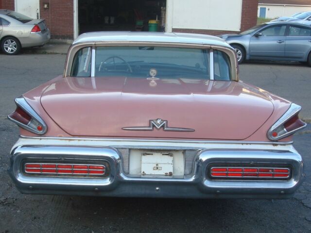 1957 Mercury Turnpike Cruiser - photo 4