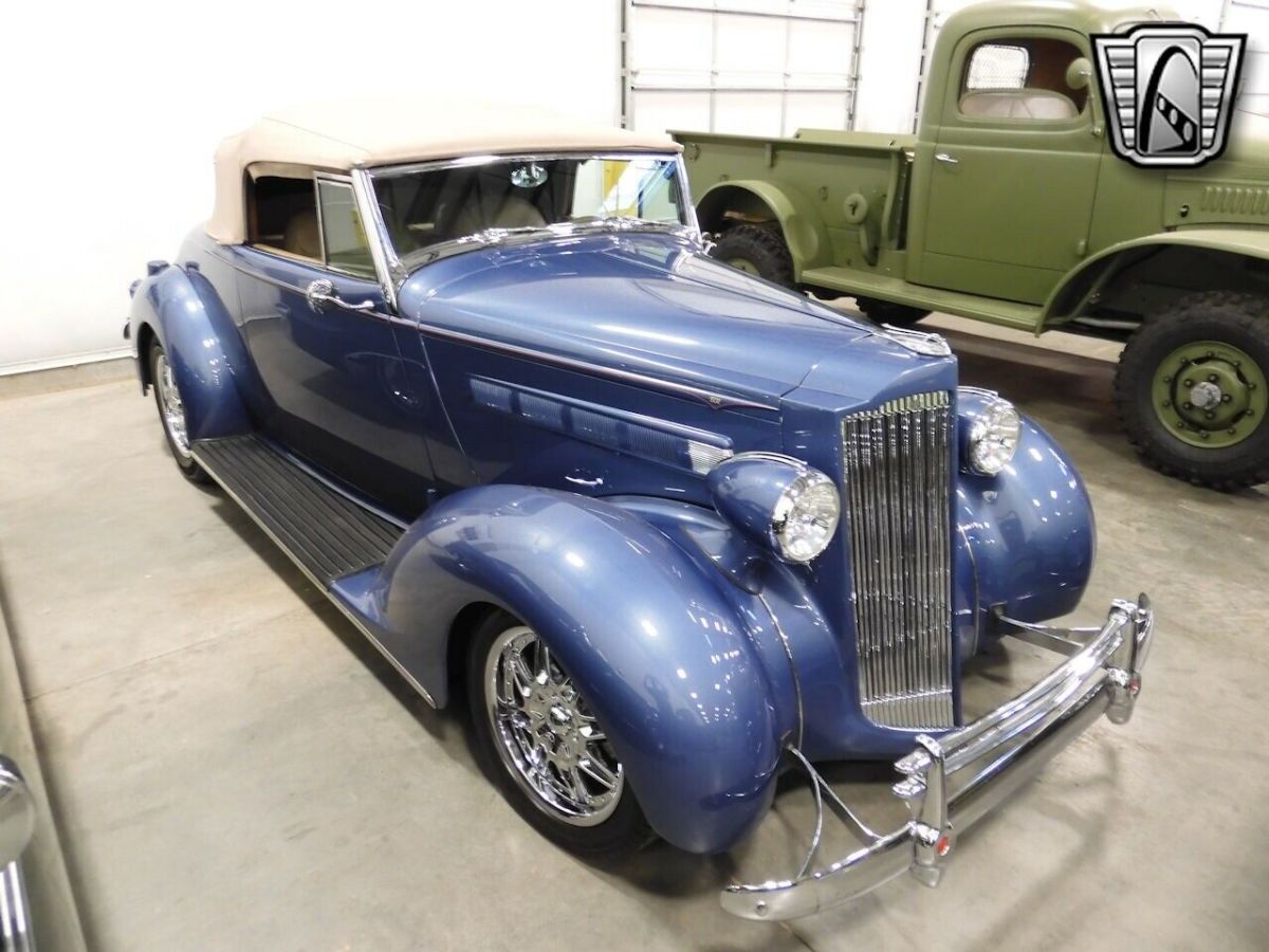 1937 Packard Convertible - photo 6