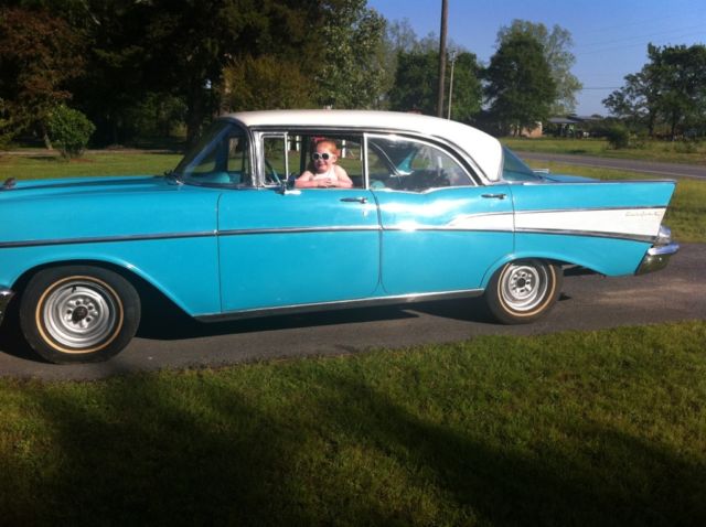 1957 Chevrolet Bel Air/150/210