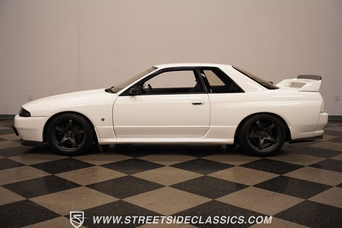 1993 Nissan Skyline GT-R - photo 10