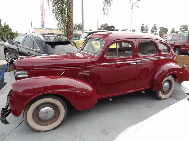 1939 Chrysler Royal Windsor Royal C22 Sedan - photo 3