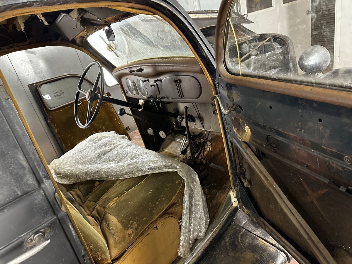 1935 Plymouth Model PJ - photo 6