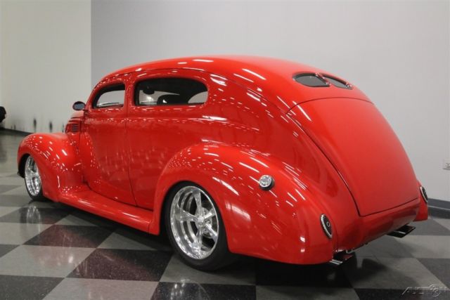 1938 Ford Sedan - photo 9