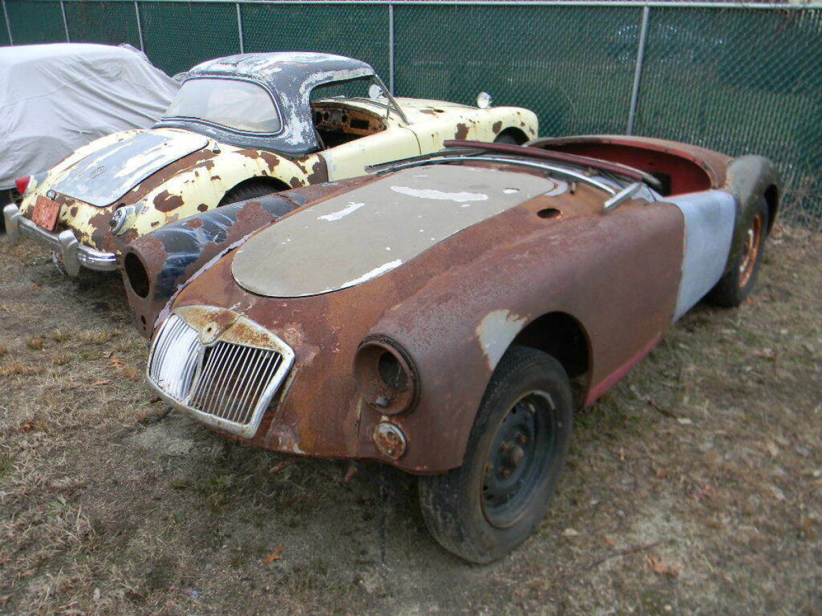 TWO MGA ROADSTER PROJECTS WITH GIGANTIC LOT OF PARTS 1957 MG MGA