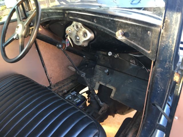 1931 Ford Model A - photo 9