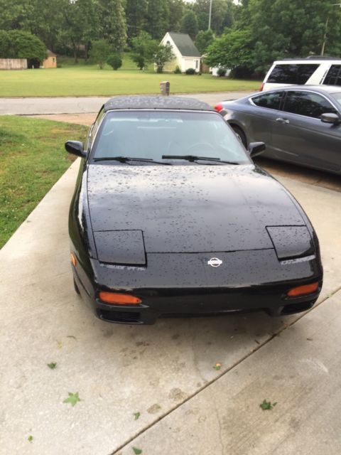 Two Nissan 240sx convertibles 1993 Nissan 240SX SE