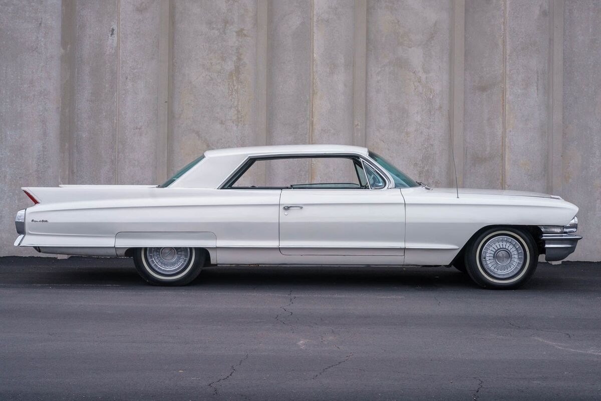 1962 Cadillac DeVille Coupe - photo 2