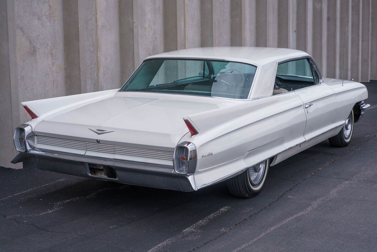 1962 Cadillac DeVille Coupe - photo 3