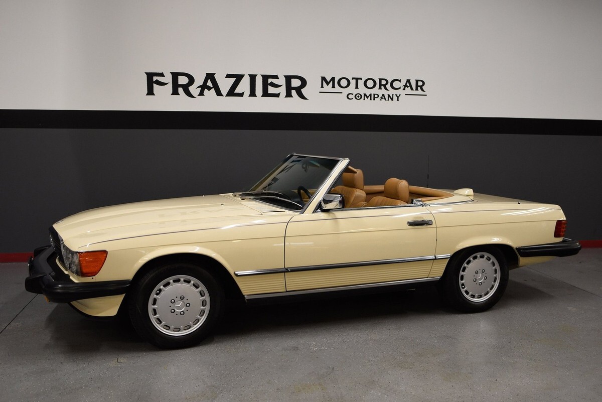 TWO OWNER ORIGINAL PAINT SOUTHERN STATE 560SL 1987 Mercedes-Benz 560SL