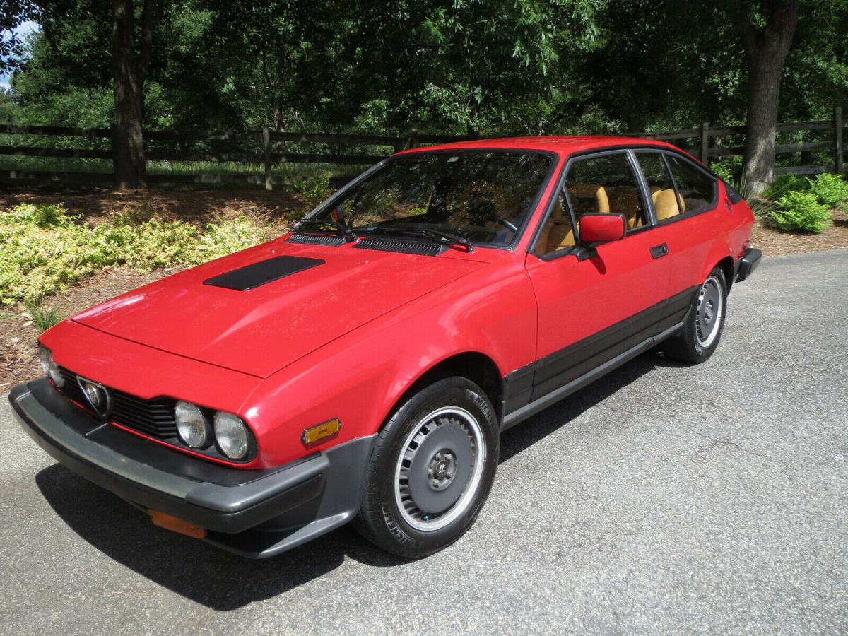 TWO OWNER RED TAN 1984 ALFA ROMEO GTV-6 Rust free Everything works AC Sunroof 1984 Alfa Romeo GTV