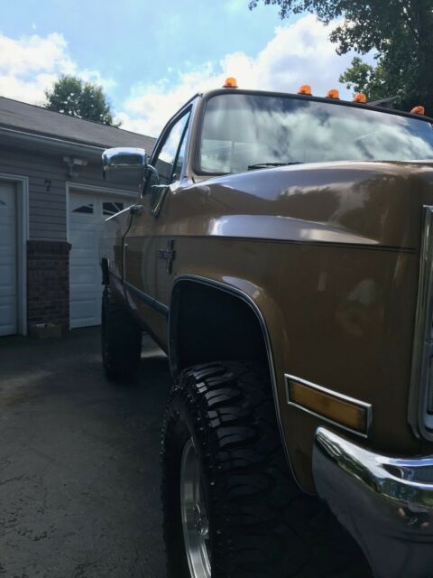 1984 Chevrolet C/K Pickup 2500 Scottsdale - photo 4