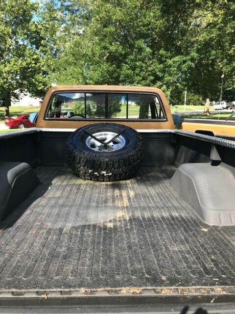 1984 Chevrolet C/K Pickup 2500 Scottsdale - photo 9