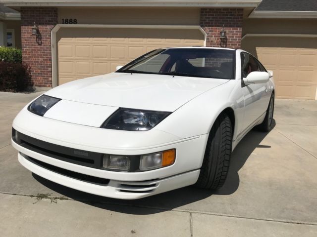 Two Owner Twin Turbo 300zx with original paint and never modified! 1990 Nissan 300ZX