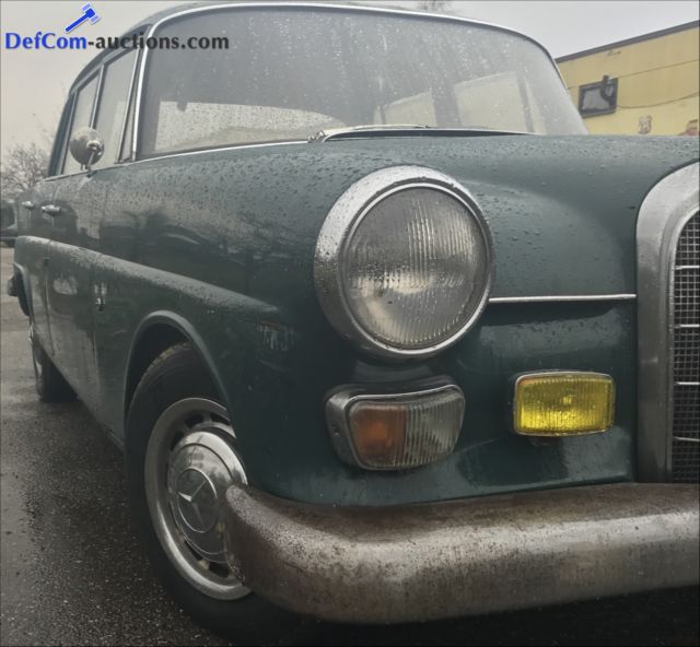 Type: 200 d-transmission: automatic-year built: 1967-Model: 110-fuel: diesel 1967 Mercedes-Benz 200-Series