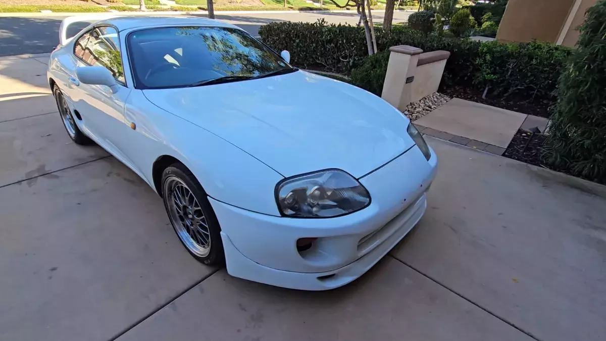 UK import in great condition with aerotop in RHD with 4 speed Auto and 3.0NA 1993 Toyota Supra SPORT ROOF