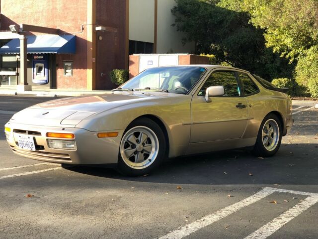 1986 Porsche 944 Turbo w LSD