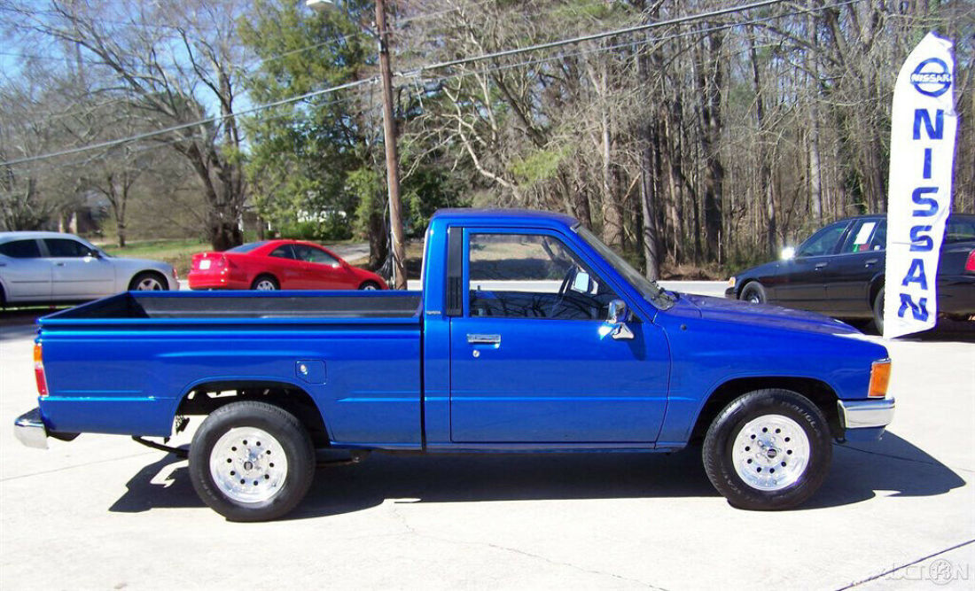 1985 Toyota Tacoma 55K CUSTOM 22R 4CYL 4-SPEED SHORT BED SHOW QUALITY TRUCK - photo 4
