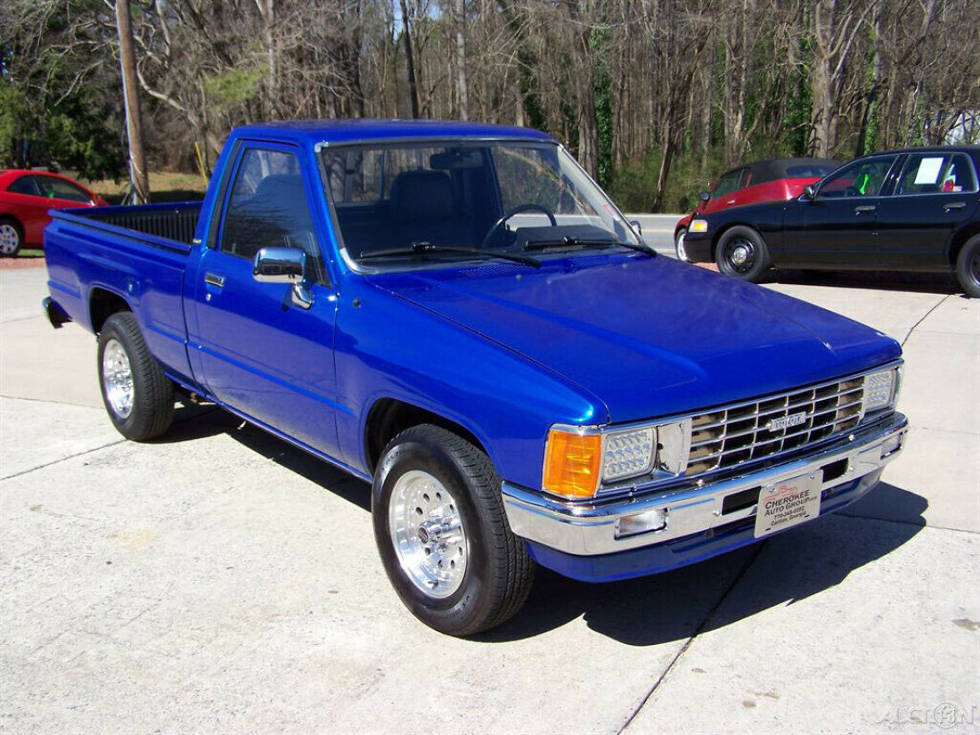 1985 Toyota Tacoma 55K CUSTOM 22R 4CYL 4-SPEED SHORT BED SHOW QUALITY TRUCK - photo 5