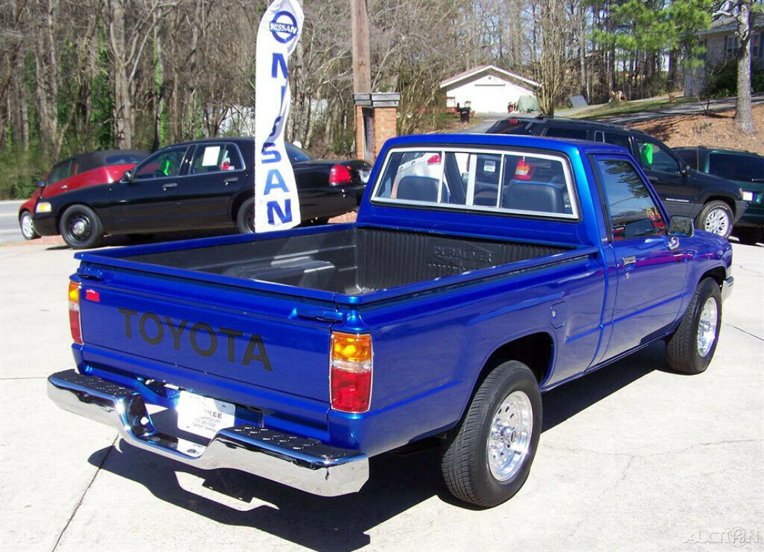 1985 Toyota Tacoma 55K CUSTOM 22R 4CYL 4-SPEED SHORT BED SHOW QUALITY TRUCK - photo 6