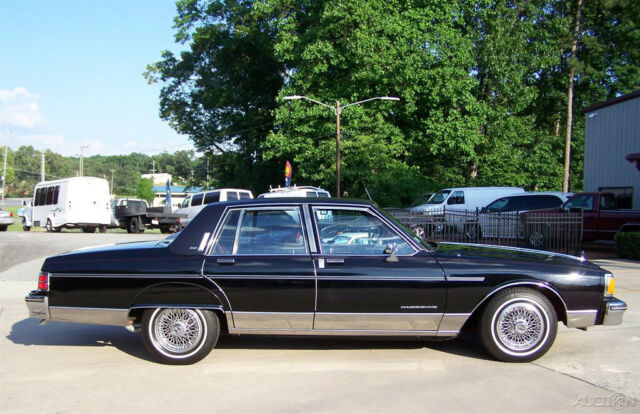 1986 Pontiac Bonneville PARISIENNE 1-OWNER 67K BROUGHAM ONE OF THE BEST N MARKET - photo 7
