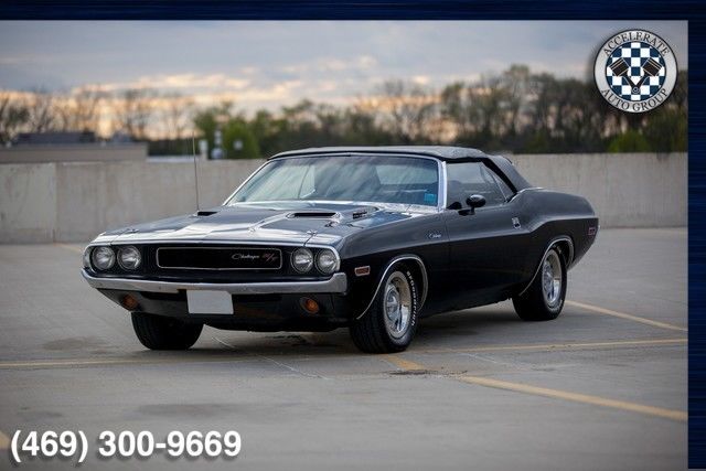 ULTRA NICE RESTORED 1970 Black on Black 440 6 Pack! 1970 Dodge Challenger Convertible 440 6 Pack Tribute