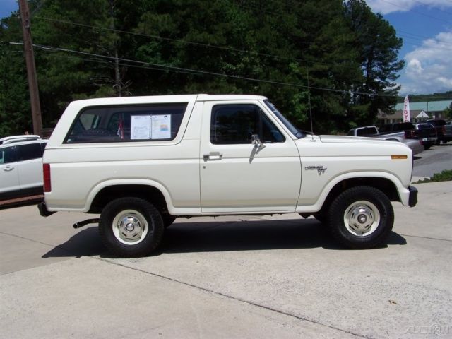 1981 Ford Bronco 1-OWNER 27K ORG 4.9L INLINE 300 6CYL 4X4 4-SPEED GA WAGON - photo 7