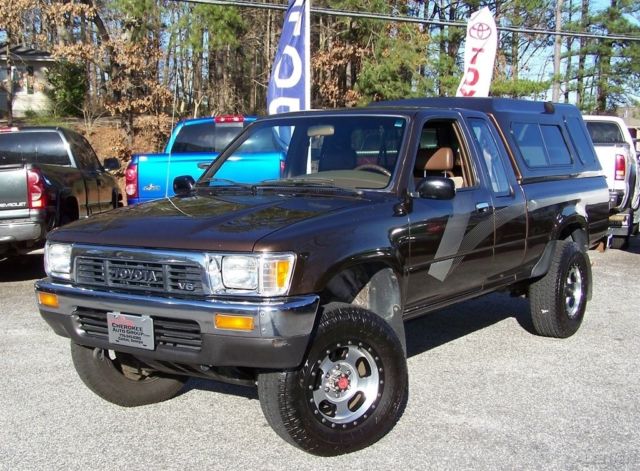 ULTRA NICE SURVIVOR 4WD 3.0L V6 CD SUPER EXT CAB AUTO CD ALLOYS CAMPER TOP WAGON 1989 Toyota Tacoma DLX 99K ORG MILES 4X4 TURN KEY SERVICED ORG BEAUTY HILUX