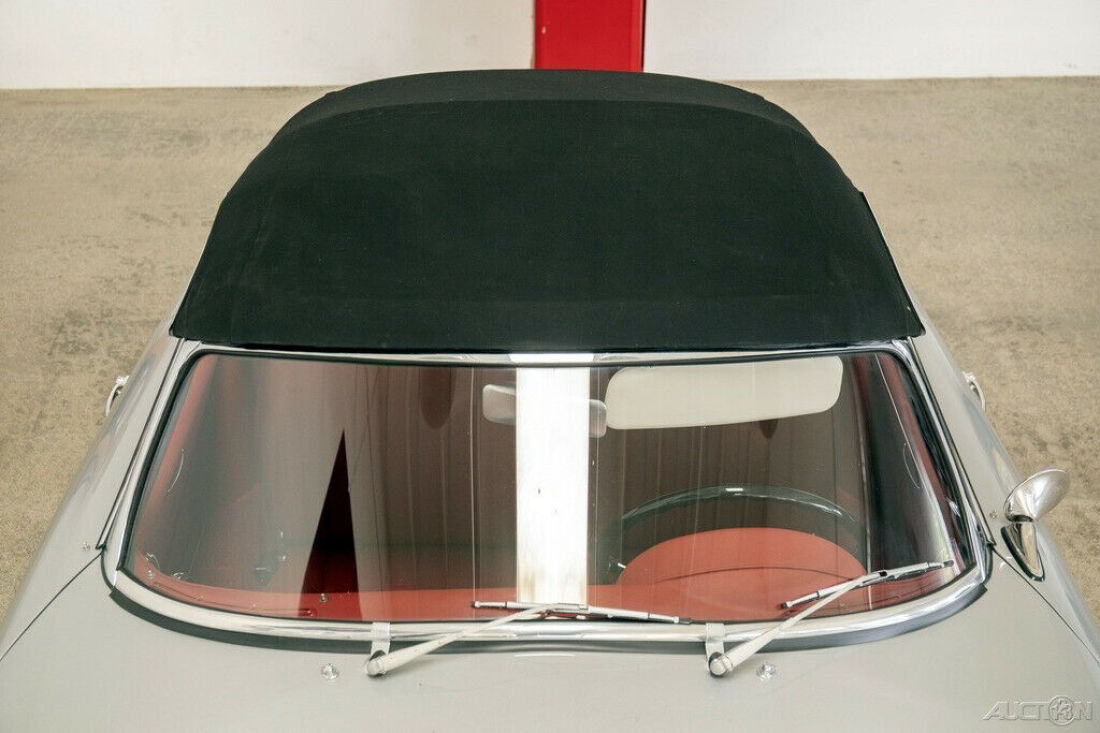 1962 Porsche 356 356B T6 TWIN-GRILLE ROADSTER - photo 13