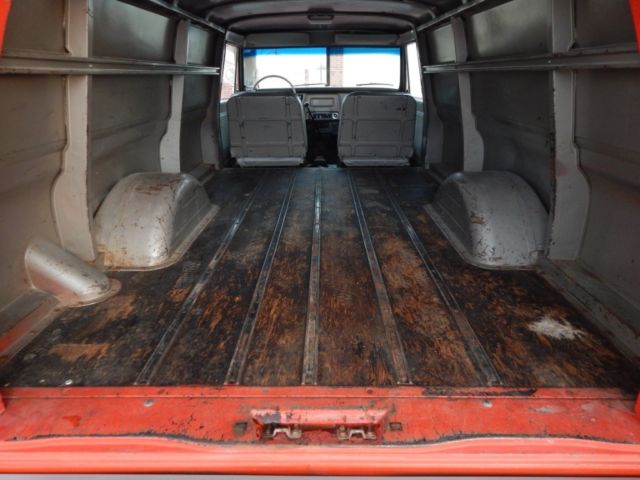 1968 Chevrolet Suburban Custom - photo 13