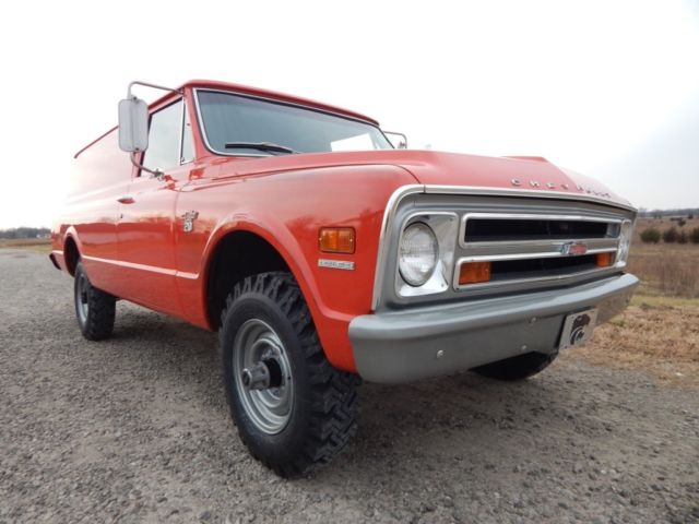 1968 Chevrolet Suburban Custom - photo 4