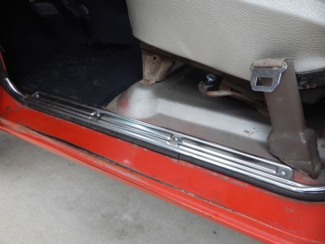 1968 Chevrolet Suburban Custom - photo 9