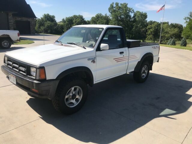 1992 Mazda B-Series Pickups se5 - photo 11