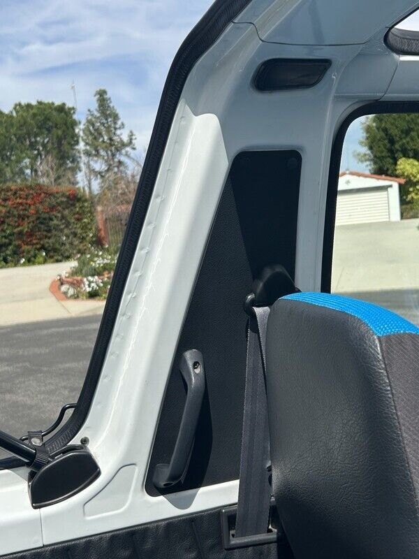 1993 Geo Tracker Sport Utility Convertible 2D - photo 10