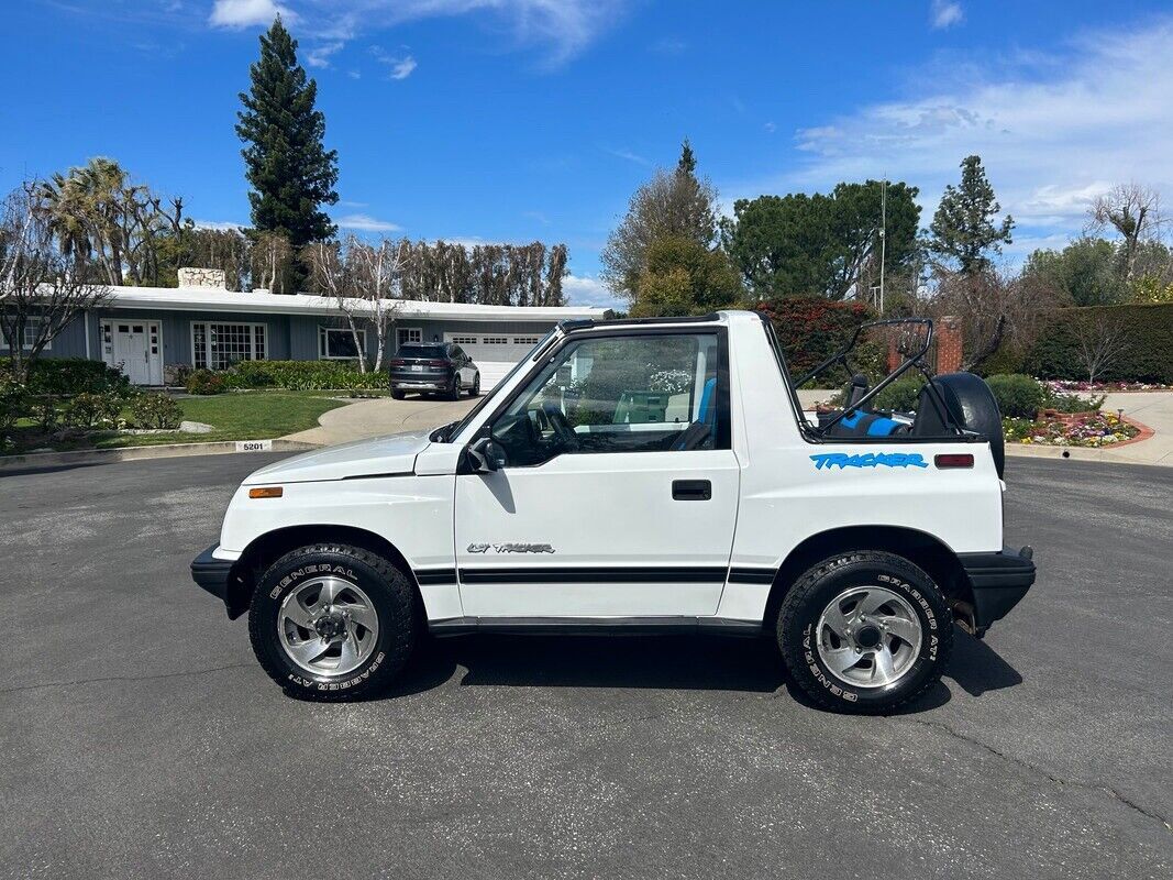 1993 Geo Tracker Sport Utility Convertible 2D - photo 2