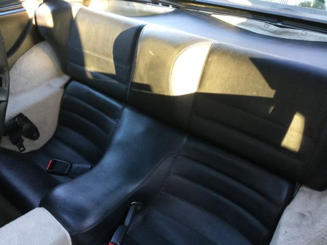 1987 Porsche 944 - photo 9