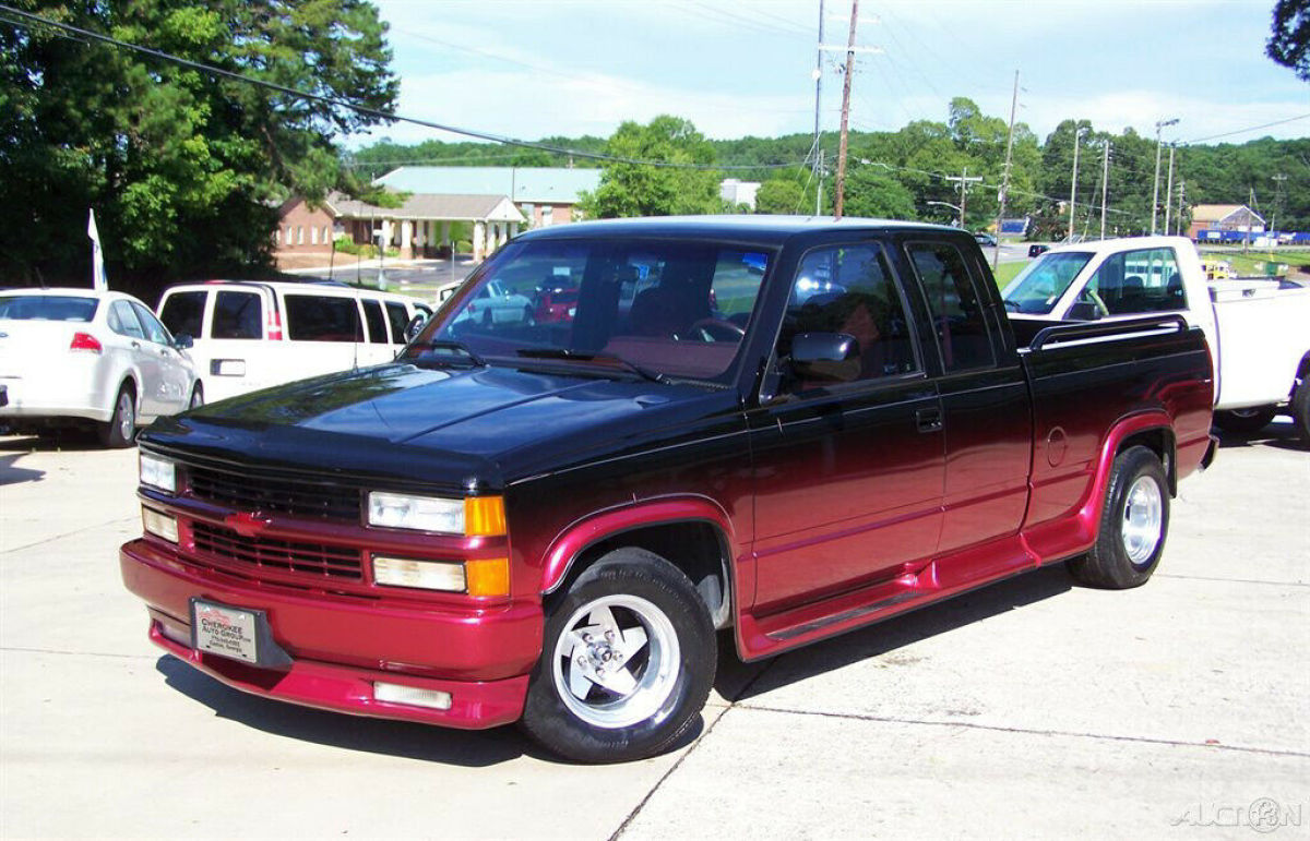 1994 Chevrolet C/K Pickup 1500 1-OWNER 84K COLLECTOR QUALITY TROPHY CONVERSION - photo 4