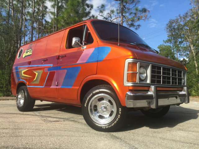 1983 Dodge Ram Van B150 CUSTOM SHOW STREET VAN CLOCKWORK ORANGE - photo 10