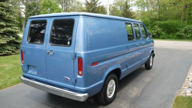 1985 Ford E-Series Van E-150 Econoline - photo 3
