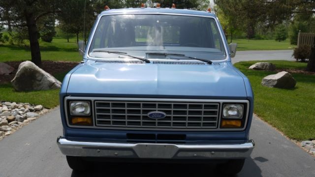 1985 Ford E-Series Van E-150 Econoline - photo 8