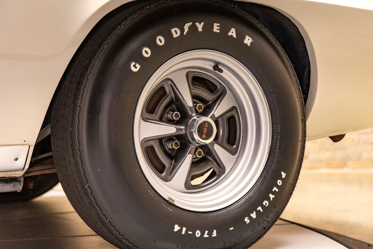 1969 Pontiac Firebird Trans Am Ram Air V - photo 12