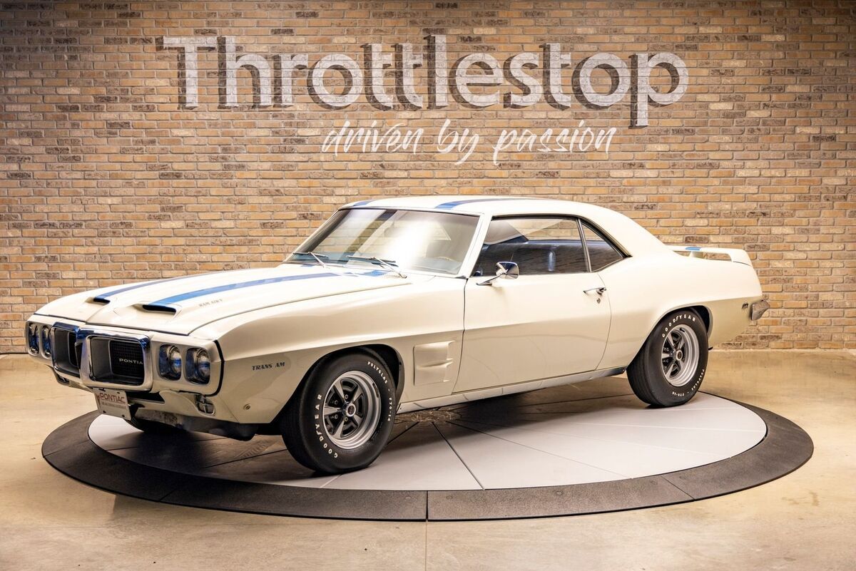 1969 Pontiac Firebird Trans Am Ram Air V - photo 3