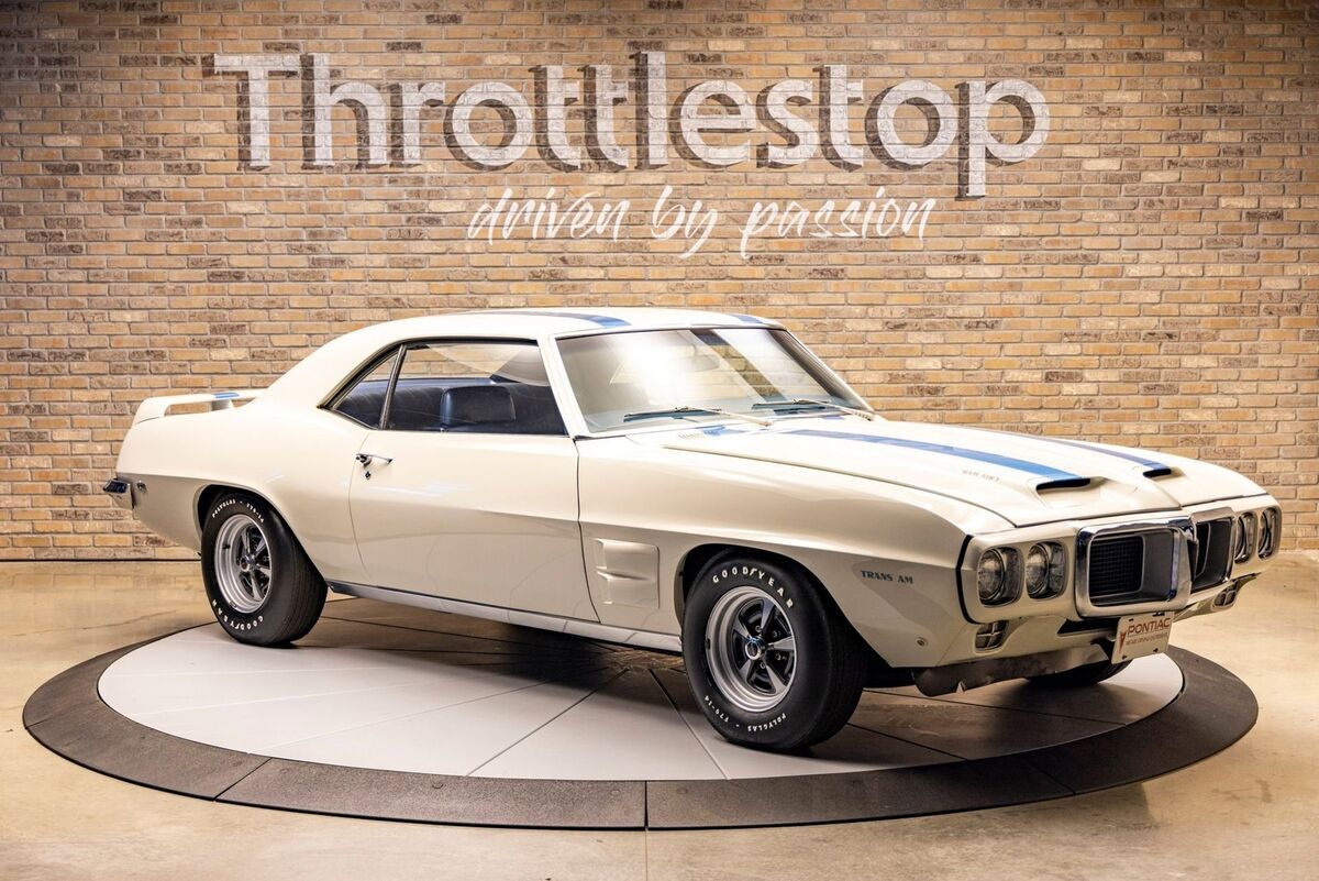 1969 Pontiac Firebird Trans Am Ram Air V - photo 4