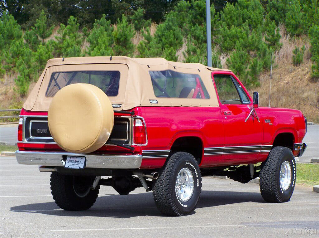1979 Plymouth Trail Duster 340 4WD AC NUT BOLT HIGH END RESTORATION SPECTACULER - photo 2