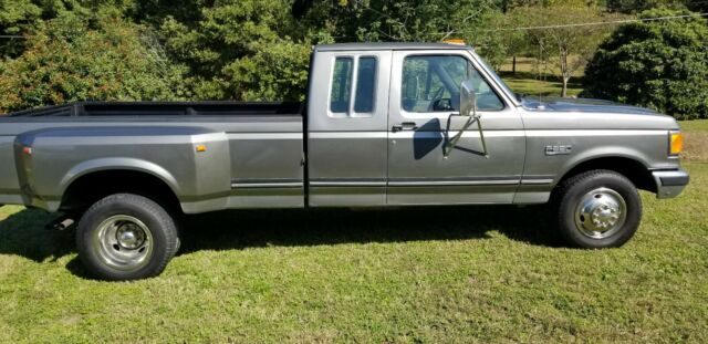 1991 Ford F-350 XLT Lariat Dually - photo 3