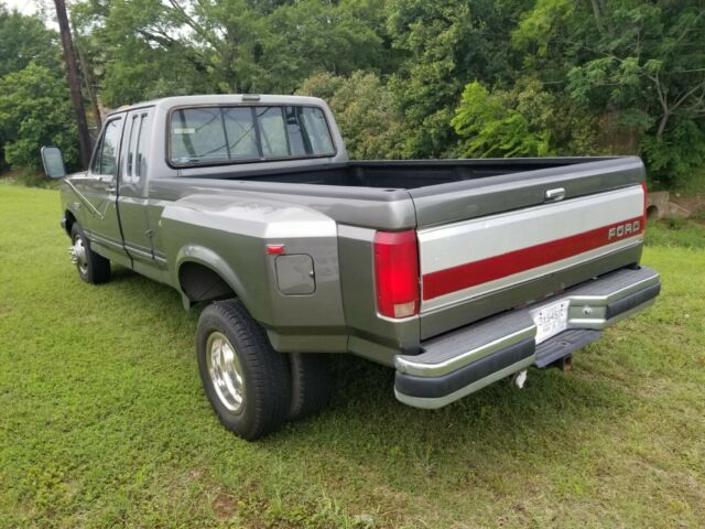 1991 Ford F-350 XLT Lariat Dually - photo 4