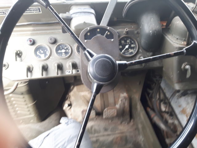 1971 Mercedes-Benz Other 2 door truck cab  2 door radio room box-quarters - photo 7
