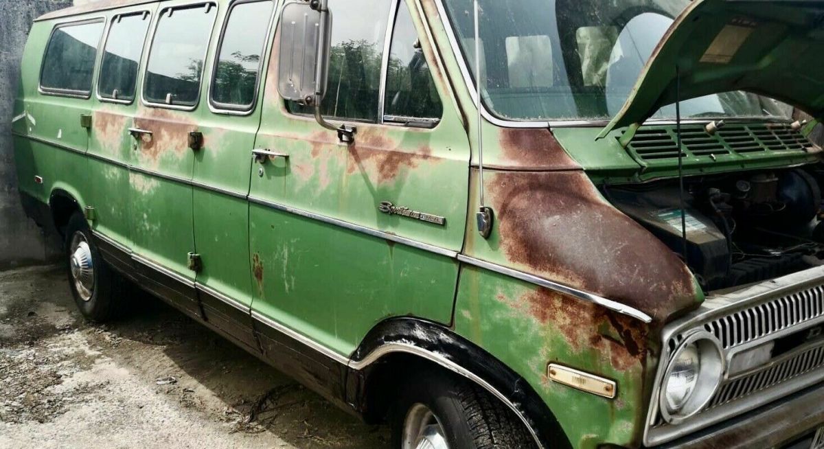 Unique full size Dodge RAM Van, on the tracks of Kurt Cobain, singer of Nirvana! 1972 Dodge Ram Van